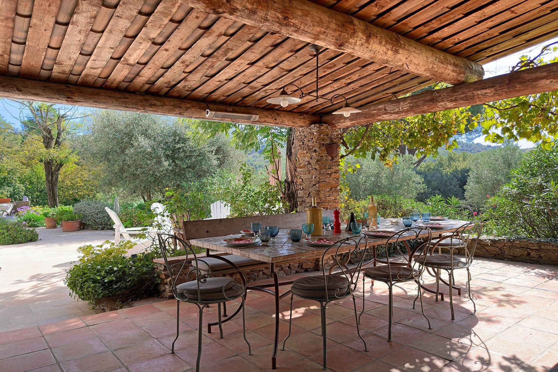 Méditerranée Location Mas avec Piscine privée à La Garde-Freinet, Côte d'Azur