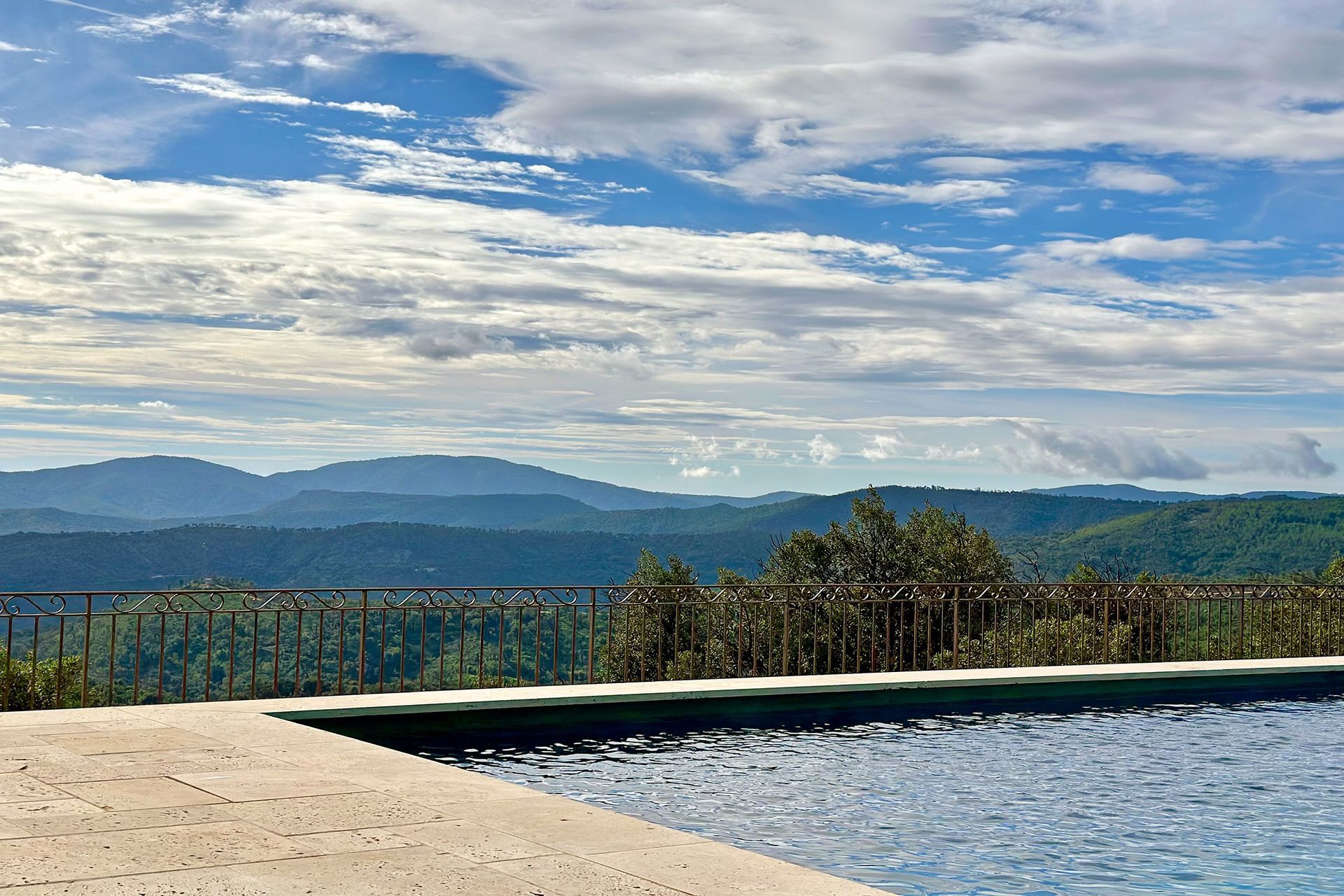 Méditerranée Location Villa avec Piscine privée à La Garde-Freinet, Côte d'Azur