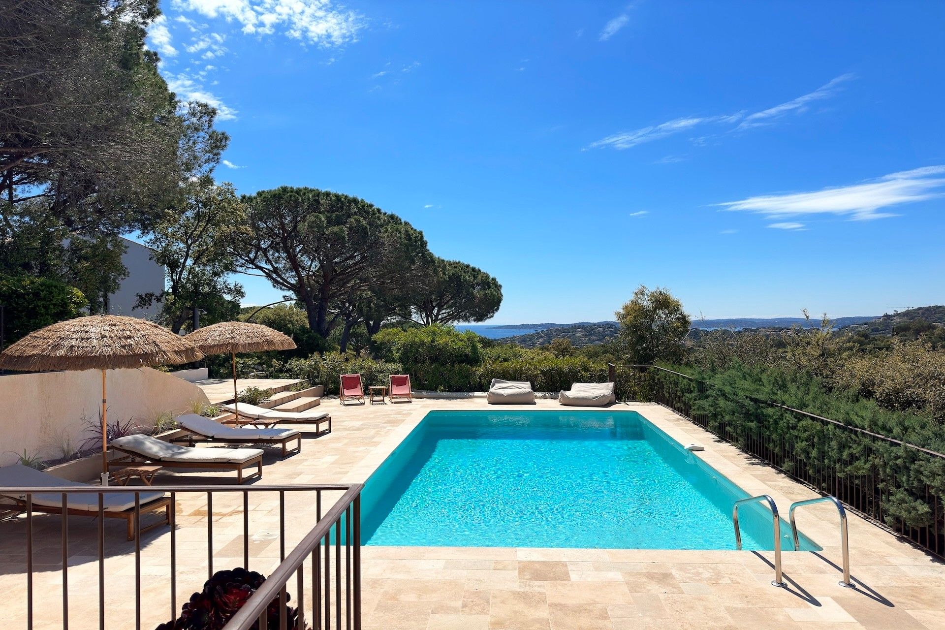 Méditerranée Location Villa avec Piscine privée à Sainte-Maxime, Côte d'Azur