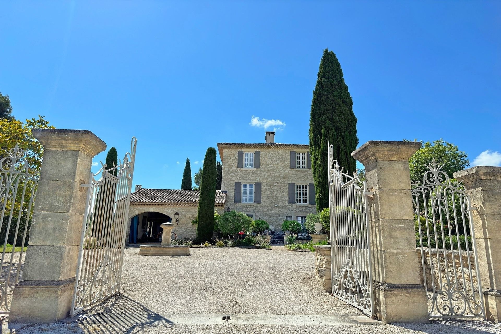 Méditerranée Location Bastide avec Piscine privée à Venasque, Provence