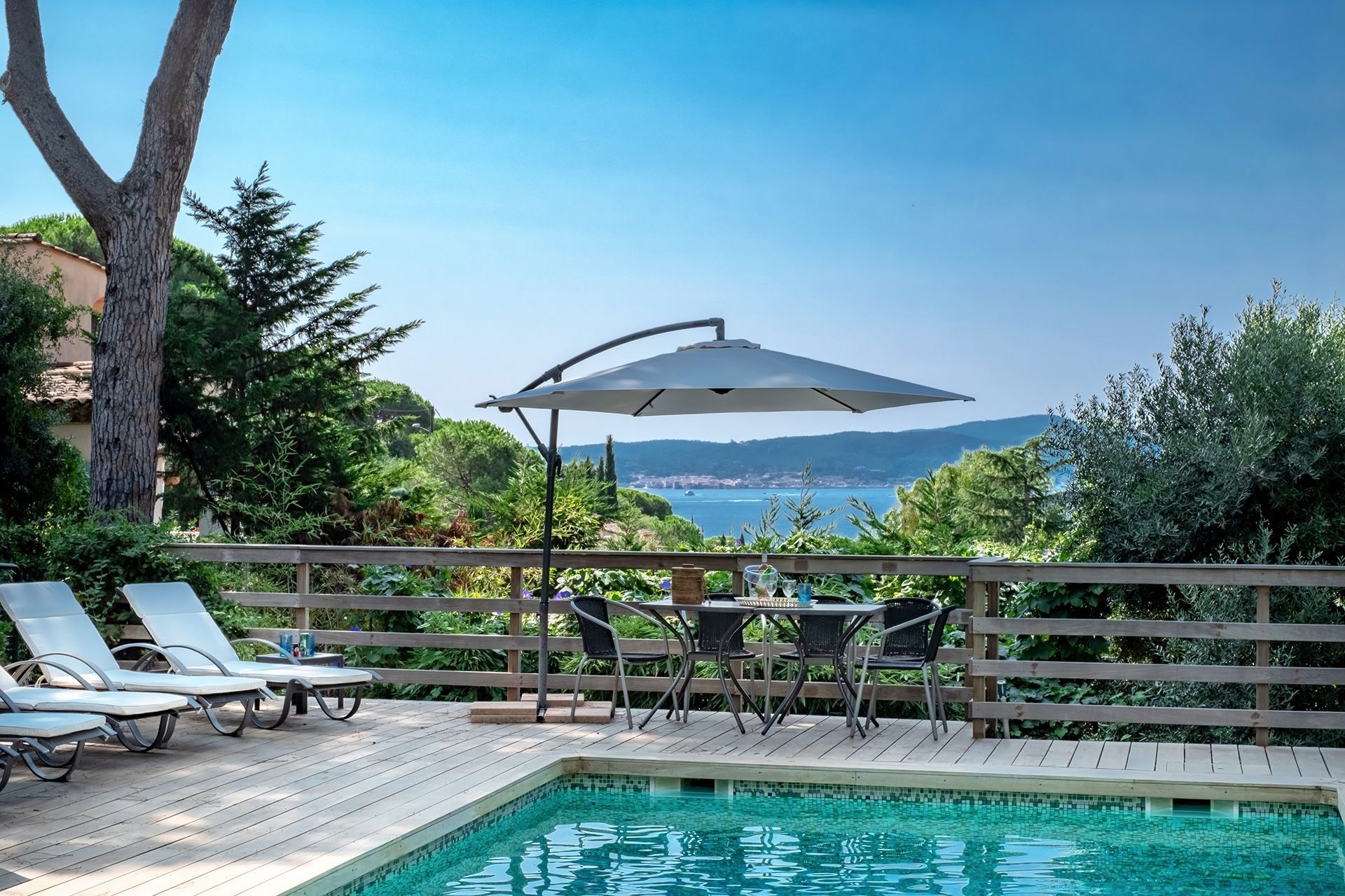 Méditerranée Location Villa avec Piscine privée à Sainte-Maxime, Côte d'Azur